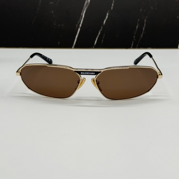 NEW BALENCIAGA BB0245S 003 UNISEX SUNGLASSES BB 0245S GOLD METAL OVAL EYEWEAR - Picture 1 of 10